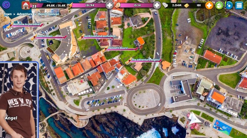 Carte urbaine et icônes du jeu web vues du dessus.